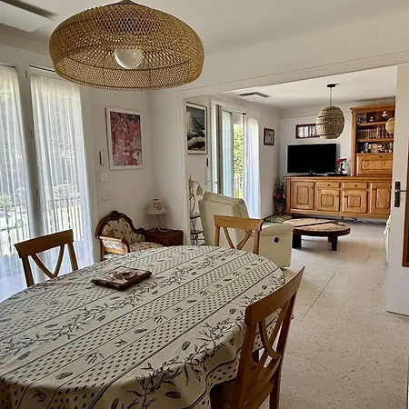 Familial Climatise Avec Terrasse, 2 Chambres, A 8 Km De La - - Fr-1-225-737 Sorede